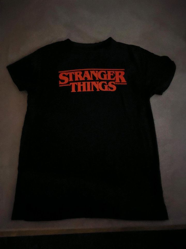 Stranger Things T-Shirt Größe M wie NEU (Herren/Damen) in  Nordrhein-Westfalen - Nettetal | eBay Kleinanzeigen ist jetzt Kleinanzeigen