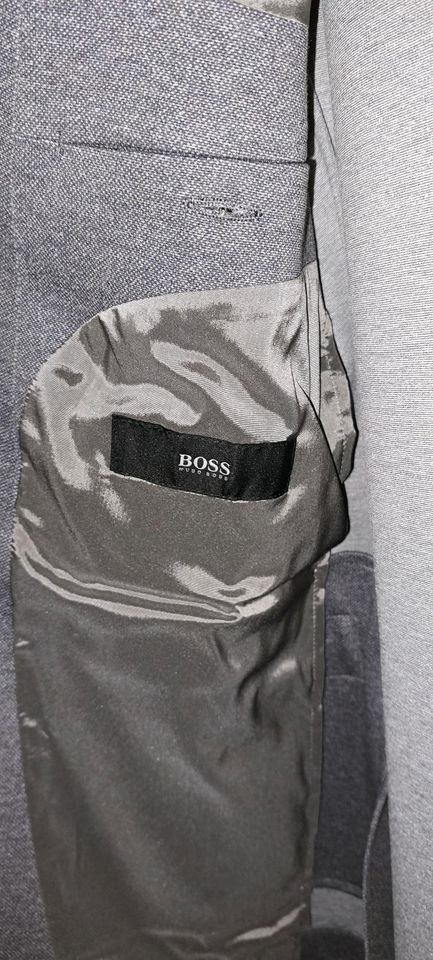 NEU Sakko Hugo Boss für Herren Größe 50  Farbe Silber Grau in Duisburg