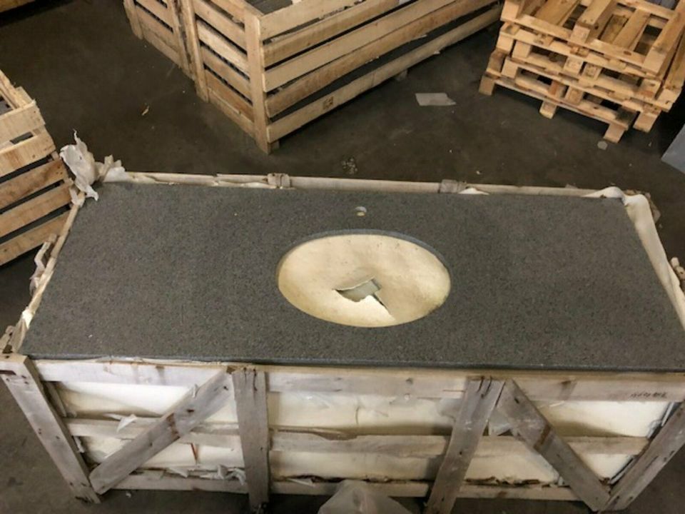 ABVERKAUF Waschtischplatten aus Granit! Mit Ausschnitt in Glücksburg