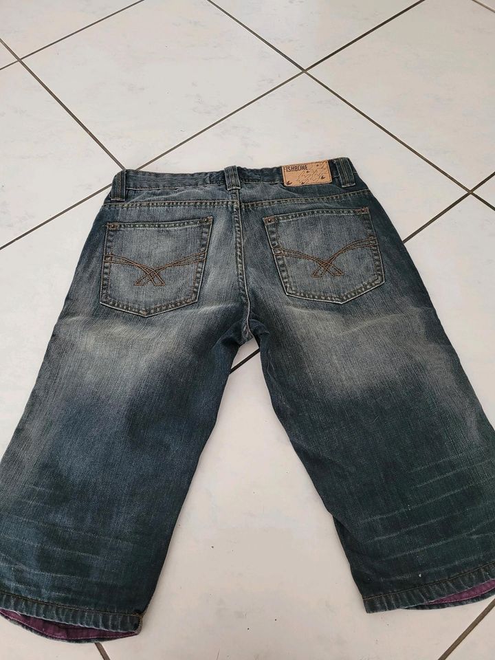 Herren Jeans  Short Blau  M  Fishbone in Steinenbronn