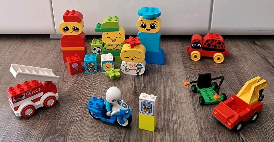 Lego Duplo Konvolut Bauernhof,Polizei,Feuerwehr und vieles mehr in Singen