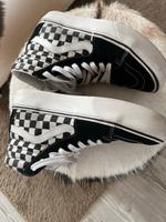 VANS Sneaker Damen Schwarz/Weiss Größe 38.5 Nordrhein-Westfalen - Gladbeck Vorschau