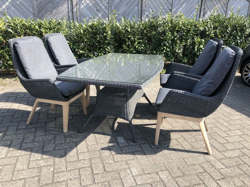 Sitzgruppe Gartenstuhl Tisch Polyrattan Holz Teak Gartenmöbel in Gnarrenburg