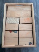 Kiste mit Holzbausteinen von Tischlerschuppen Baden-Württemberg - Brühl Vorschau