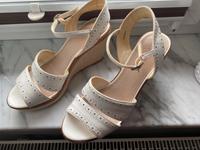 Damen Sandalen von Esprit, Größe 39 Hessen - Ehringshausen Vorschau
