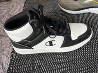 Champion Sneaker Nr.43 Hannover - Vahrenwald-List Vorschau