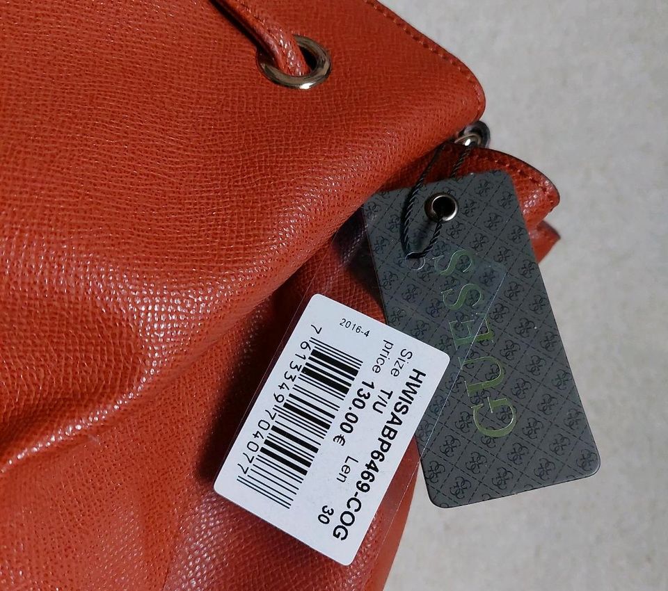 Tasche von Guess, neu mit Edikett, NP 130 Euro in Treuen