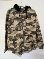 Camouflage Strickjacke H&M Gr. 40 Niedersachsen - Wolfsburg Vorschau