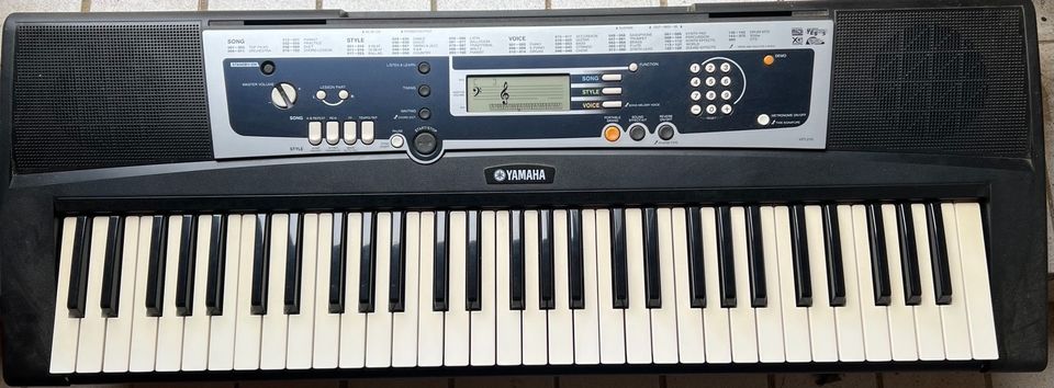 Yamaha Piano in Kemnath