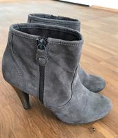 S.Oliver Stiefeletten Stiefel Schuhe taupe Gr. 38 top Wandsbek - Hamburg Poppenbüttel Vorschau