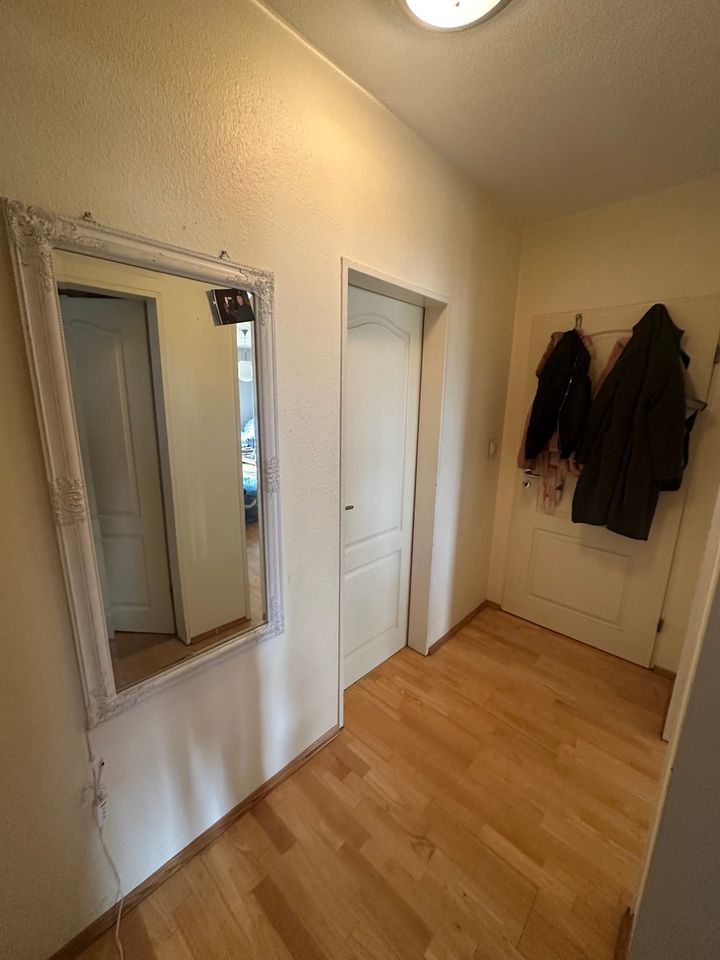 4 Zimmer Wohnung mit Balkon in Emden