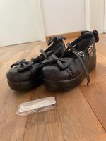 Lolita Schuhe NEU Gr.42 Herz-Schleifen Design Schwarz Niedersachsen - Sickte Vorschau