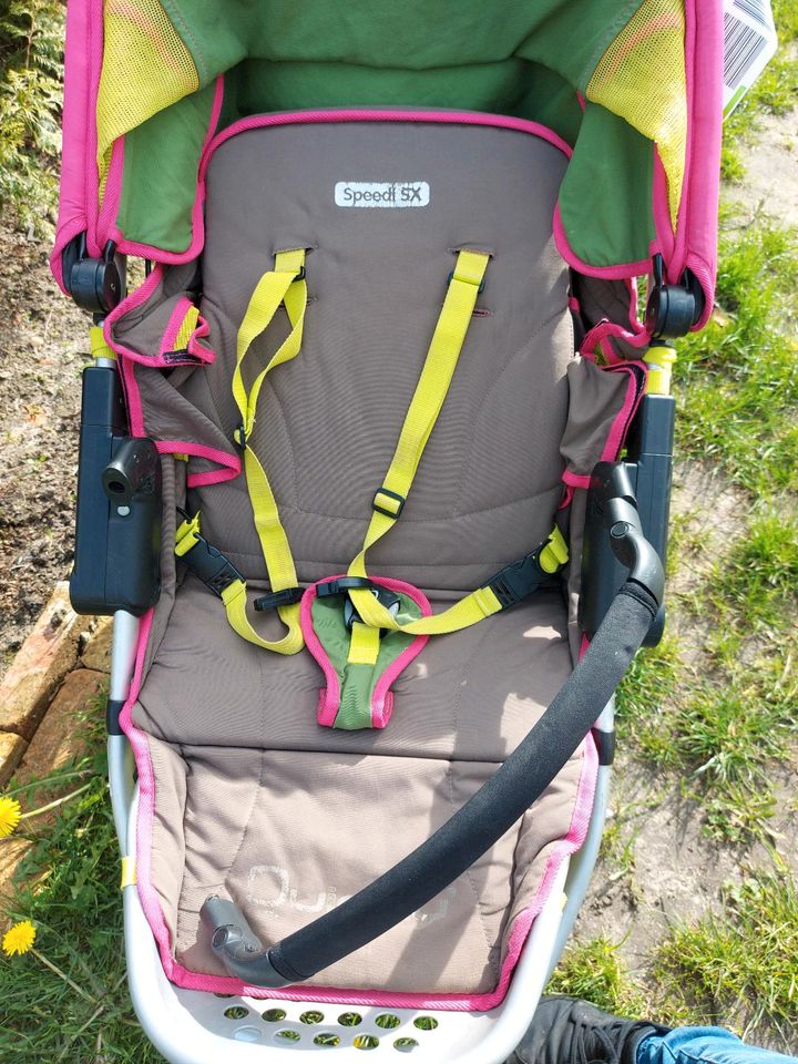 Kinderwagen Buggy mit Schale in Wachau