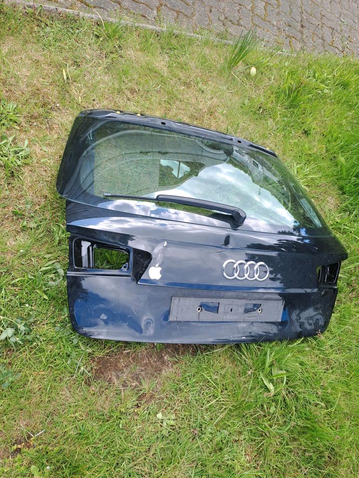 Audi A 6 c 7 heckklappe in Netphen