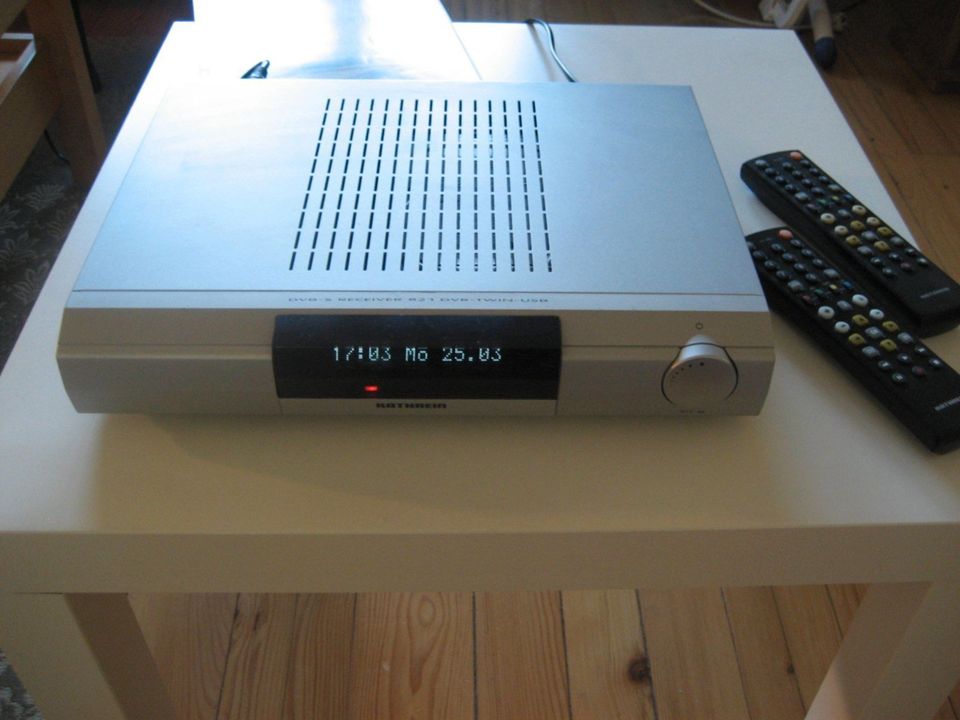 SAT-Receiver Kathrein UFS 821 Twin/Festplatte + 2 Fernbedienungen in Marxzell