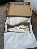 Nike Air Jordan 1 Low SE NEU in braun (ungetragen) München - Maxvorstadt Vorschau