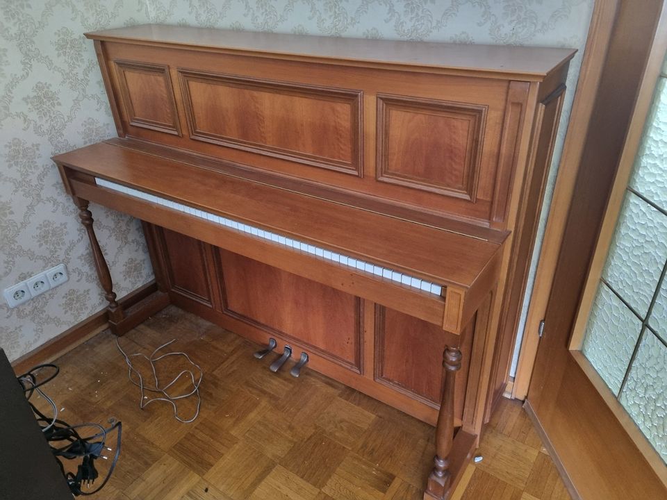 Schimmel Klavier Bj. 1976/1977 in Ratingen