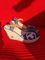 Tom Tailor Schuhe Stiefel Keilabsatz Sandalette Gr.39 Leipzig - Gohlis-Nord Vorschau