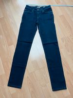 Mustang Jeans Jasmin Slim Fit Medium Rise Navy Blau Sendling - Obersendling Vorschau