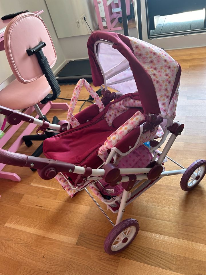 Kinderwagen für Puppen in Korschenbroich