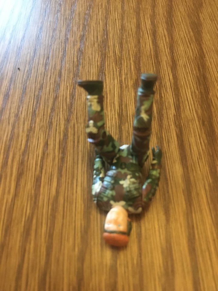 Dino Riders Figur Mensch  Flecktarn in Steimbke