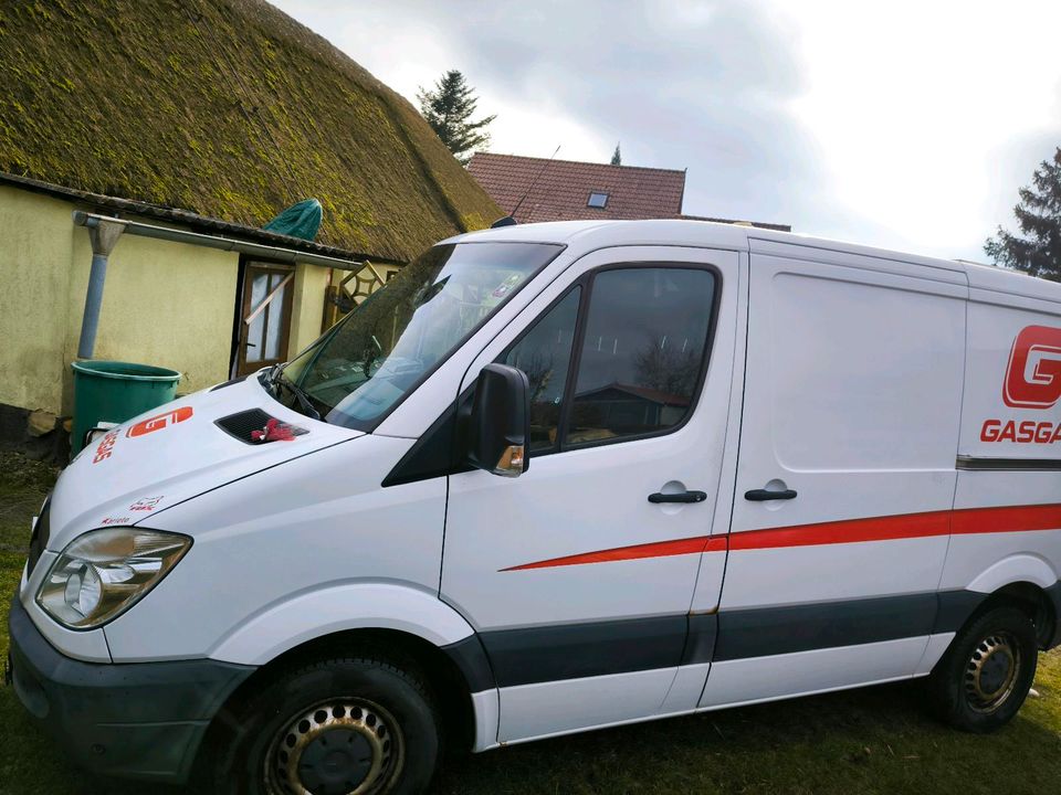 Sprinter Camper Kastenwagen V6 Vollausstattung in Bergen auf Rügen