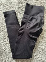 Elegant Scrunch Leggings Teveo schwarz Nordrhein-Westfalen - Jülich Vorschau