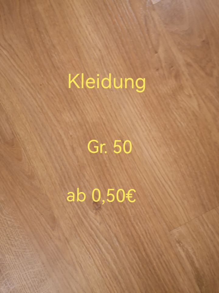 Kleidung ab 0.50€ Gr. 50; Pullover, Body, Schlafanzug in Mistelgau