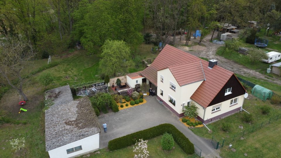 Saniertes Einfamilienhaus mit Einliegerwohnung -Pferdehaltung möglich- in Zernitz-Lohm