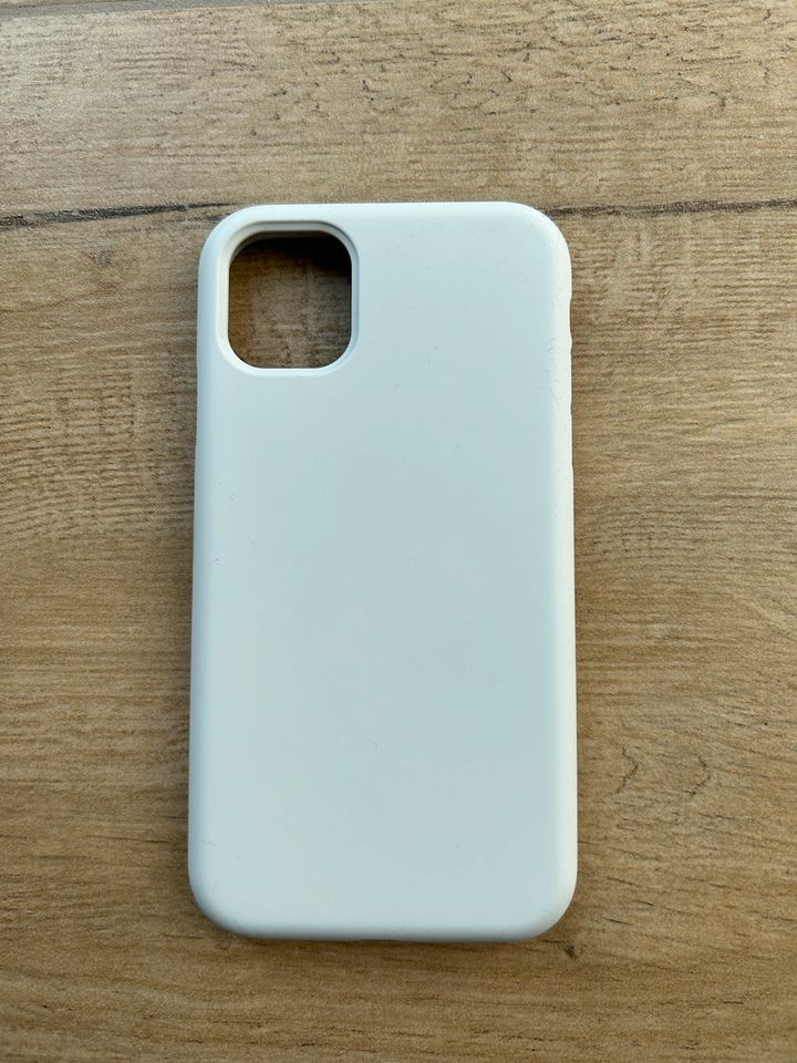 iPhone 11 Hülle/Case Silikon in Lübbecke 