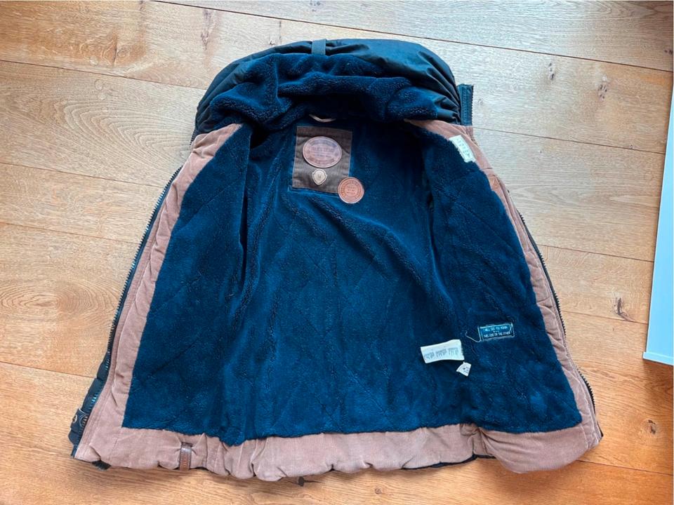 Naketano Winterjacke, Gr. M, Damen, "Schnizzel, Dizzel, Popizzel" in Verl