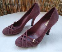Rotviolette sommerliche Veloursleder-Pumps Prada Gr. 37,5 München - Schwabing-West Vorschau
