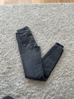 Zara Jeans für Damen Gr.36 Nordrhein-Westfalen - Herford Vorschau