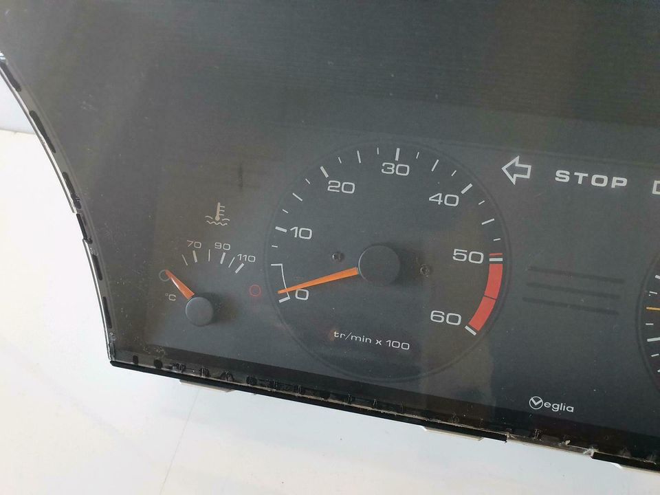 Peugeot 405 15B  Kombiinstrument Tacho 9609759780 in Niederkassel