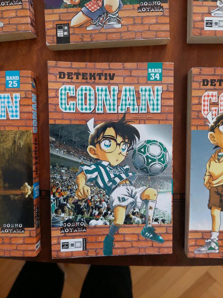 9 Manga/Anime Bücher Detektiv Conan v. Gosho Aoyama in Augsburg
