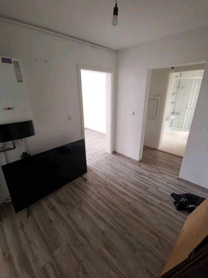 Moderne 4-Zimmer-Wohnung mit EBK und Duschbad in Bergen an der Dumme