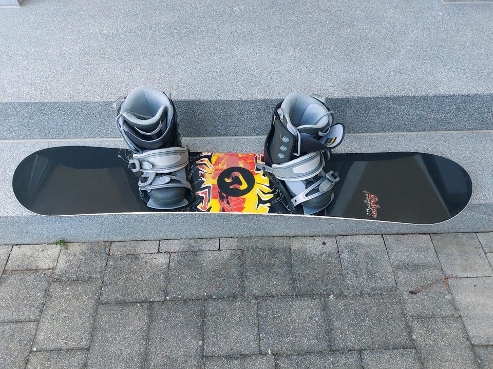 Snowboard Schuhe Boots Gr.39 in Berching