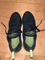 Nike Air Max 270 in Schwarz und Limettengrün Hessen - Hainburg Vorschau