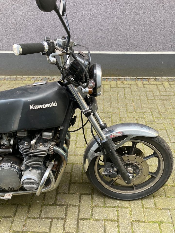 Kawasaki Z 1000 ST aus 5-1980 seit 2015 abgemeldet,,Motor läuft,, in Bochum