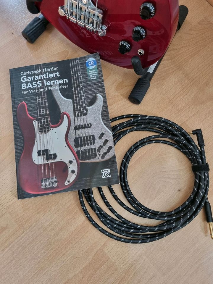 E-Bass, VS4CR by Vintage + Zubehör mit Rechnung & Garantie in Ober-Mörlen