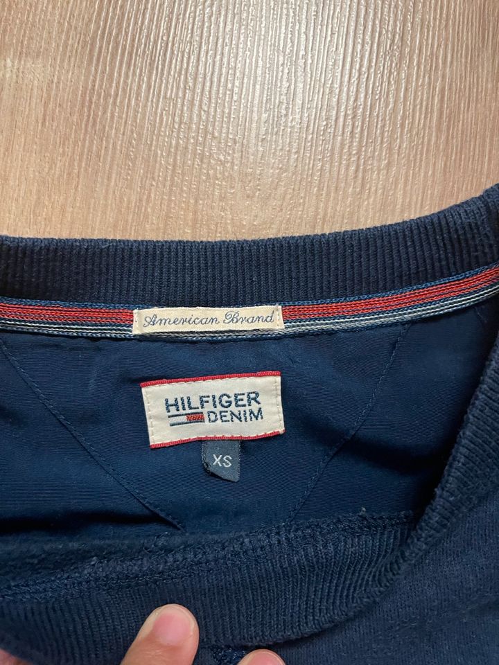 Tommy Hilfiger XS/S in Adelsdorf