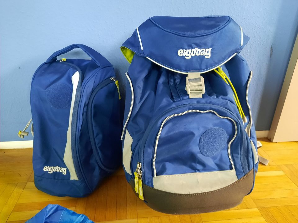 Ergobag pack Modell „Blaulichtbär“ Schulrucksack in gut erhaltene in Koblenz