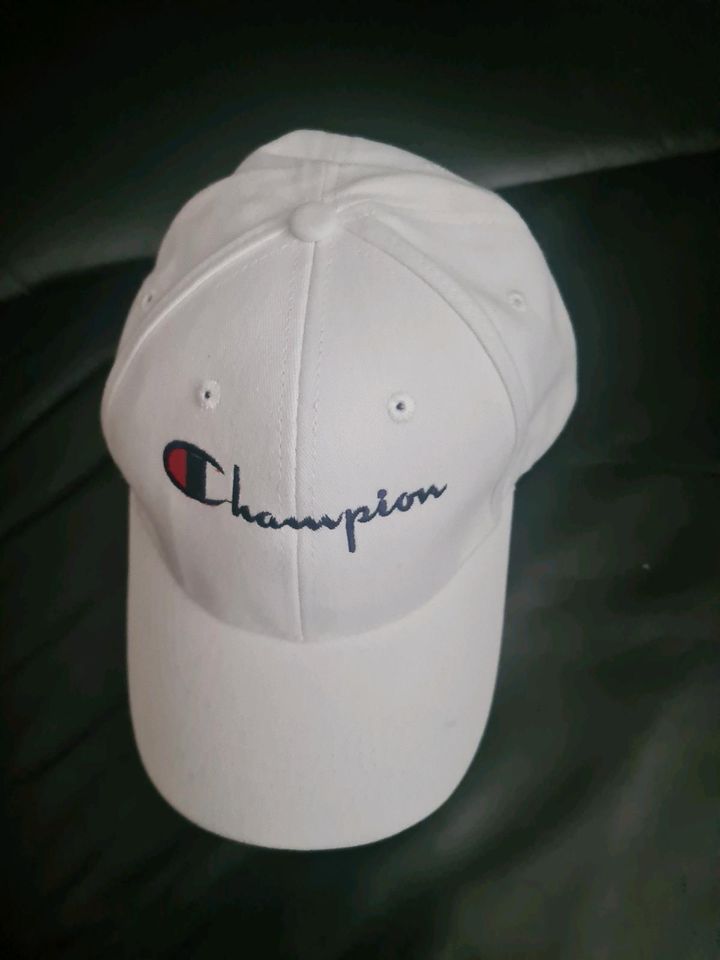 NEU*Champion Mütze/Cappy weiss in Ebersberg