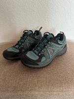 Salomon Trekking Schuhe schwarz/blau Gr. 38 2/3 Saarland - Nohfelden Vorschau