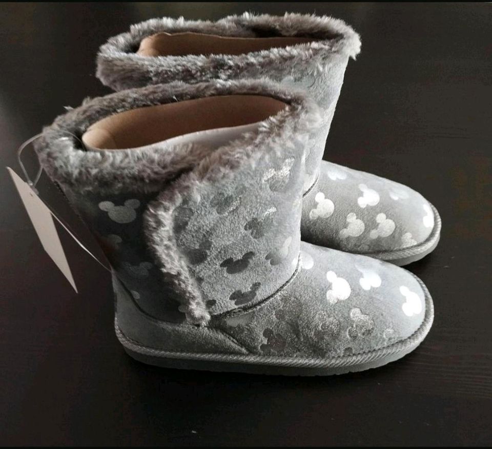 Minnie Maus Winterboots/Stiefel gefüttert NEU 31, 32 in Lippetal