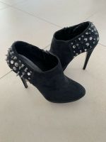 CATWALK High Heels Damen Gr. 39 Schwarz Nieten wie NEU! Niedersachsen - Buxtehude Vorschau