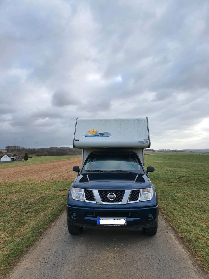 Nissan Navarra D40 mit Nordstar Camp 8L WOKA in Mörsbach