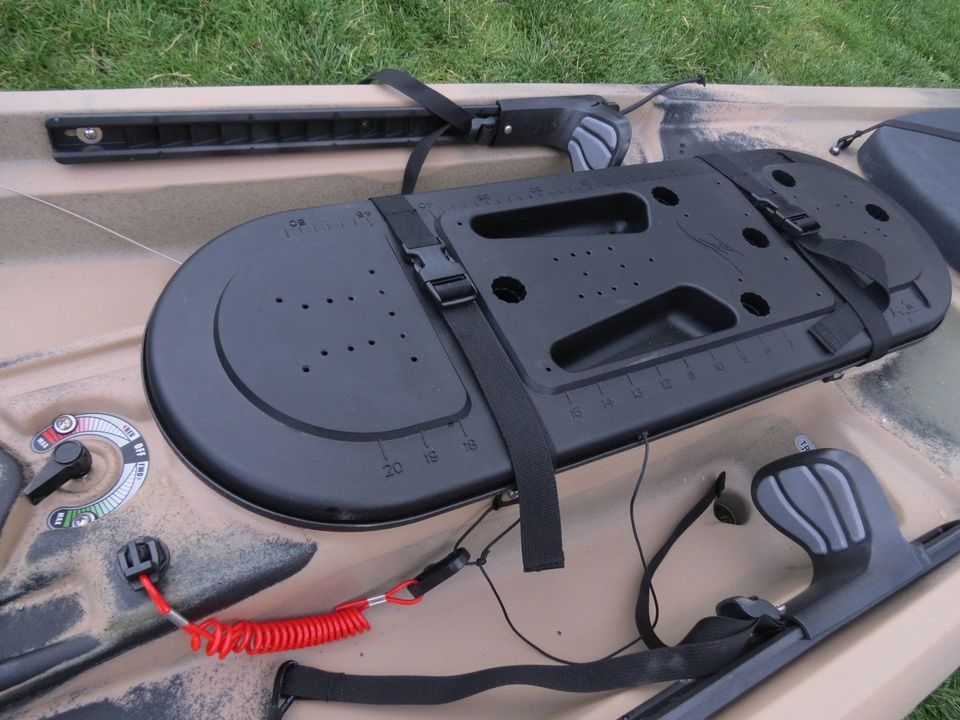 Ocean Kayak Torque MinnKota E-Motor Angelkajak Kajak Sit on Top in Malchin