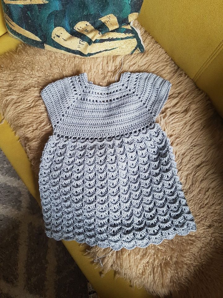 Babykleid Kleidchen Größe 92/98 Häkelei Handarbeit Crochet Baby in Hessisch Lichtenau
