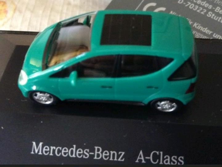 3 Mercedes 1:87 Modellautos wie wiking Herpa Modellbau in Baiersdorf